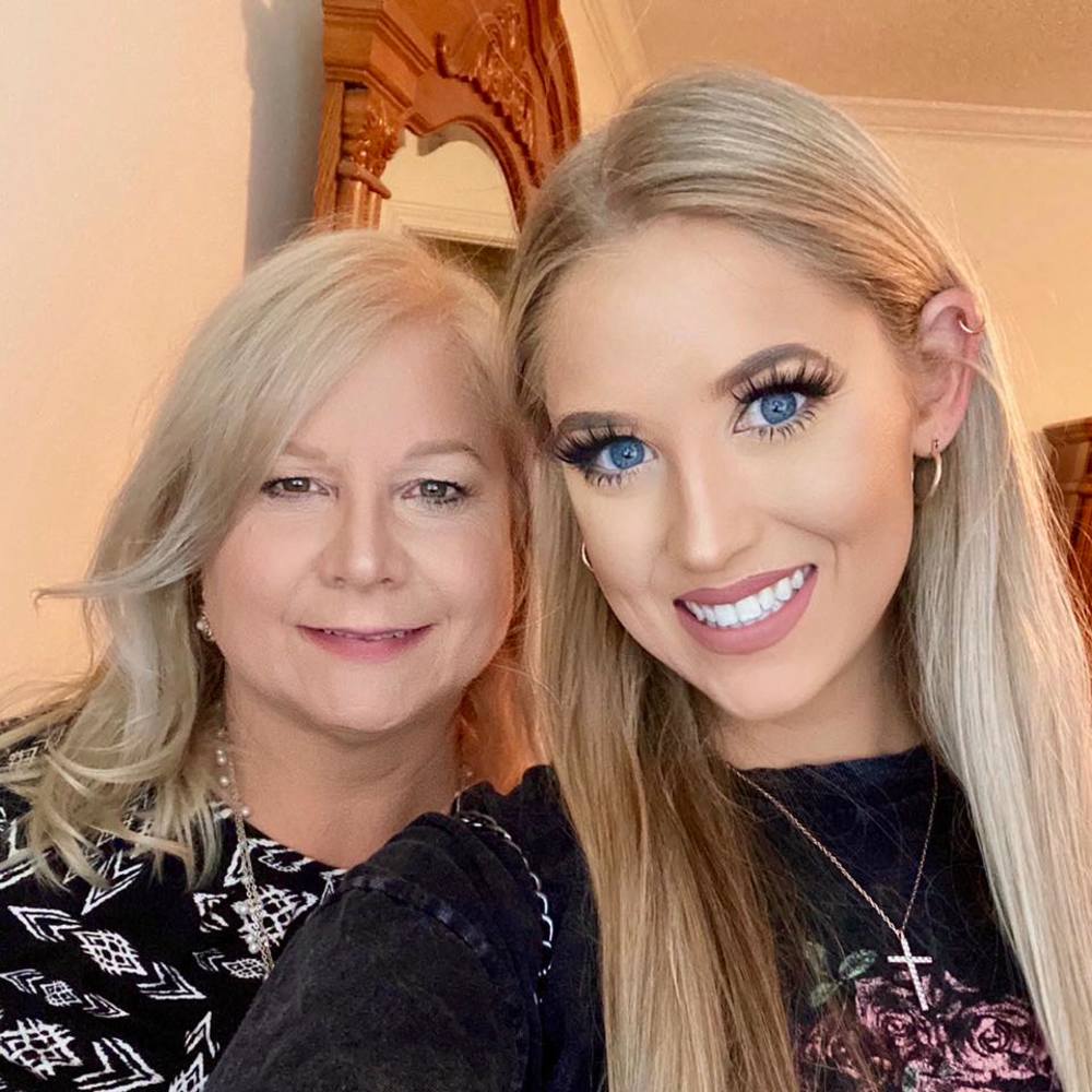 Meet your Posher, Leslie